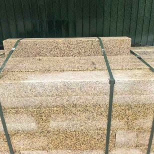 贵阳 黄金麻花岗岩石材机切面栏杆料半成品