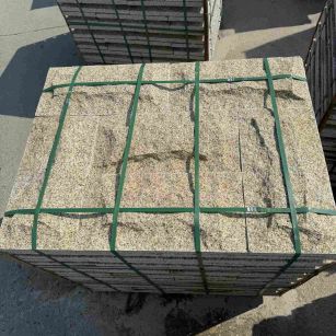 贵阳 黄金麻花岗岩石材自然面蘑菇石成品