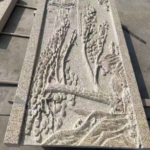 贵阳 黄金麻雕刻板浮雕迎客松