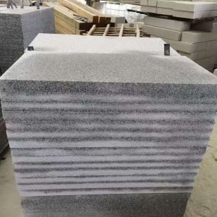 贵阳 芝麻白5公分火烧地铺成品，900*400，规格可定制