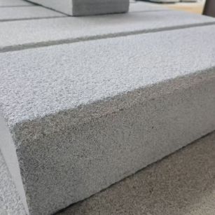 贵阳 芝麻灰荔枝面路沿石