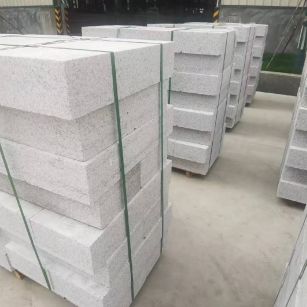 贵阳 白麻花岗岩路沿石，立缘石，平缘石，路牙石，道牙石，马路牙子等