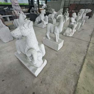 贵阳 芝麻白花岗岩造型立体雕刻——十二生肖