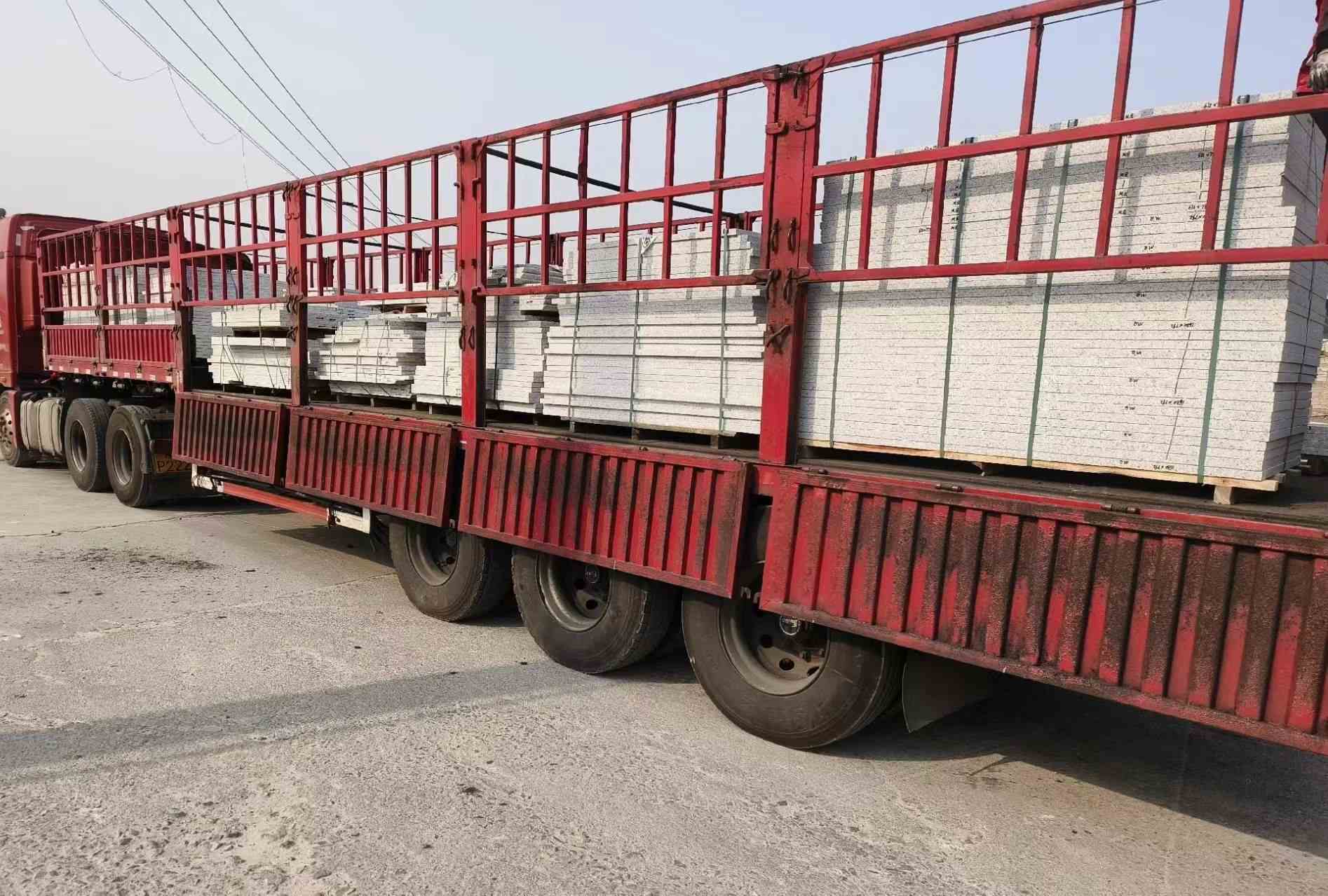 贵阳 白麻荔枝面外墙干挂，工厂装车日常