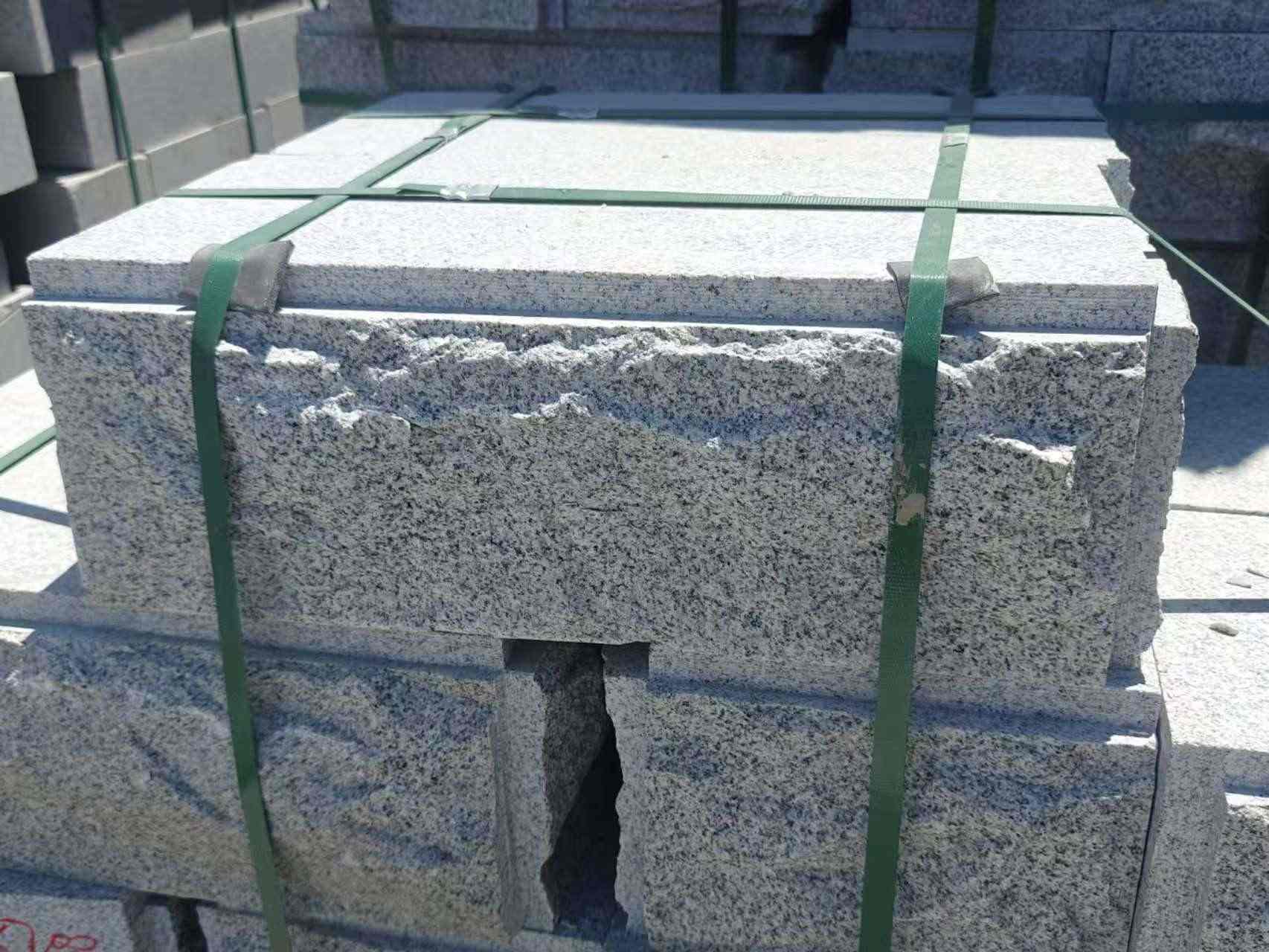 贵阳 芝麻白花岗岩自然面成品