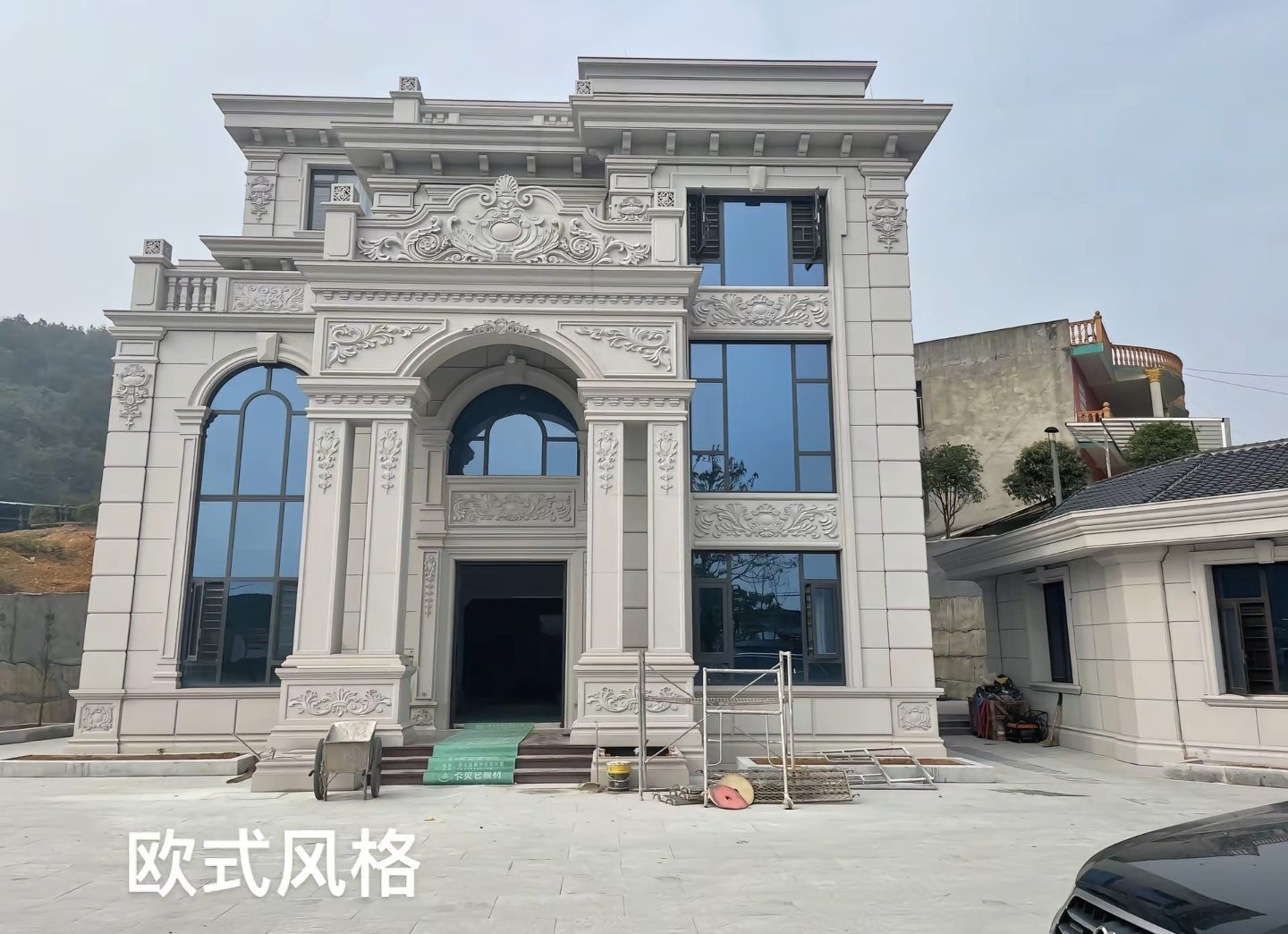 贵阳 白麻花岗岩别墅外墙干挂