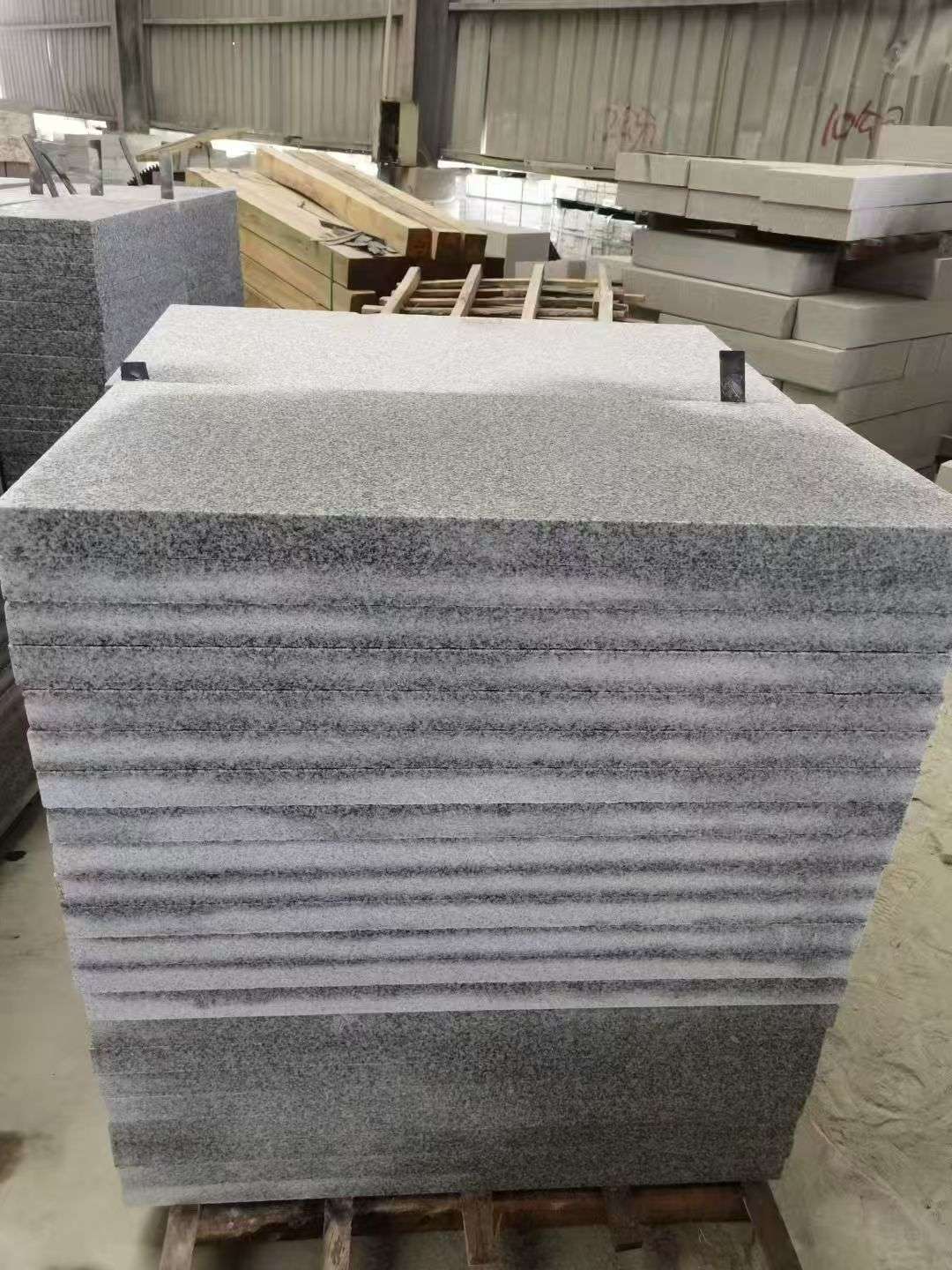 贵阳 芝麻白5公分火烧地铺成品，900*400，规格可定制