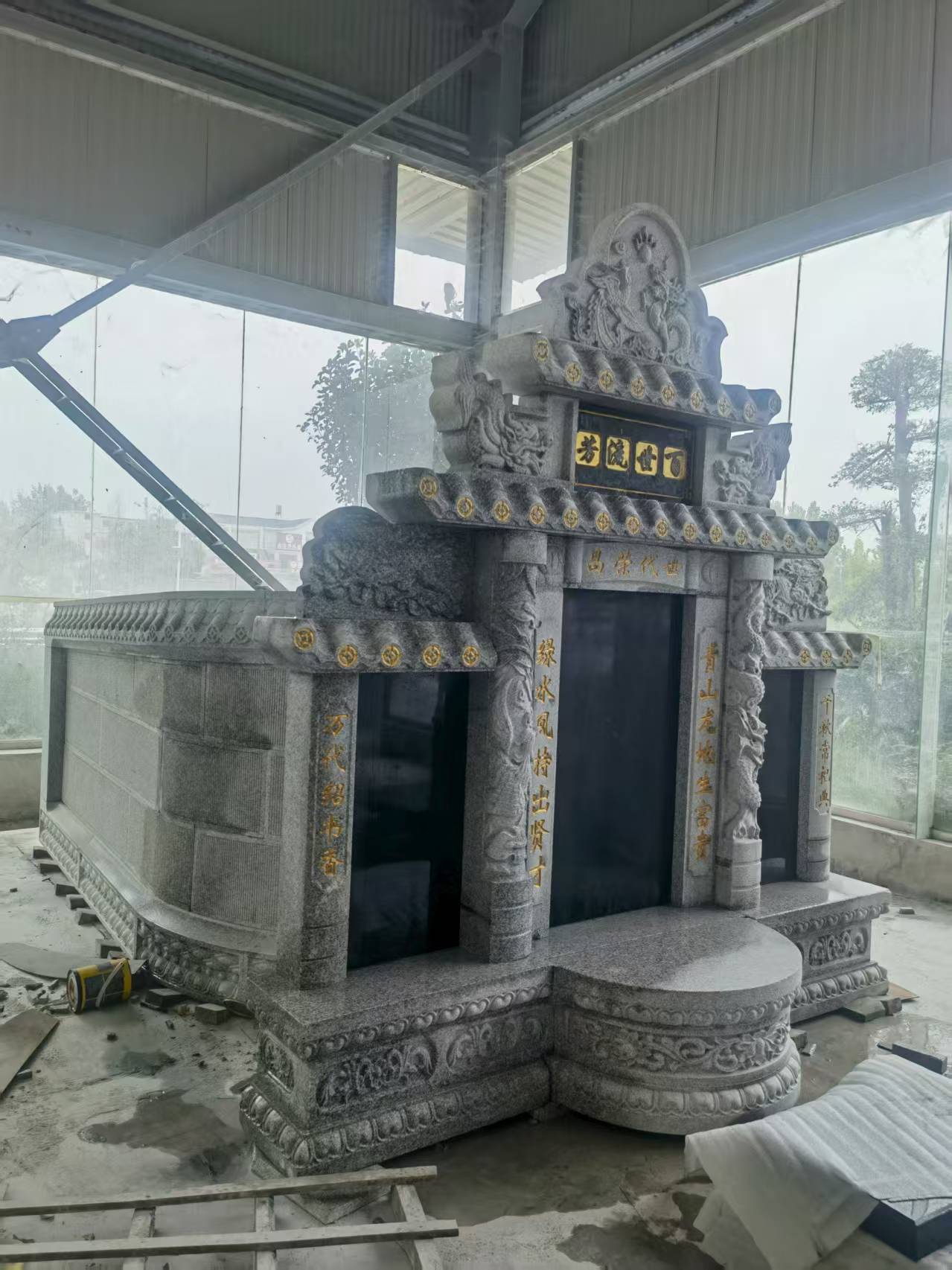 贵阳 芝麻白墓碑效果展示图