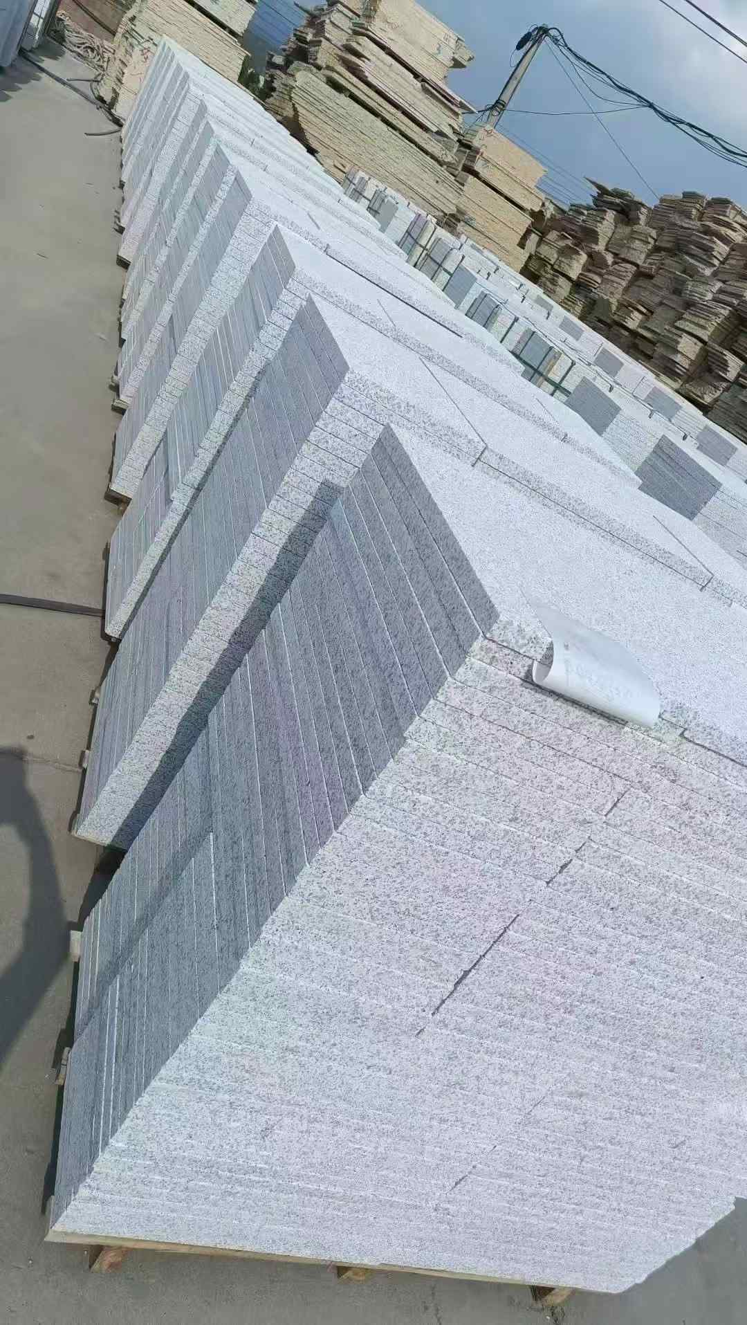 贵阳 白麻荔枝面花岗岩地铺石