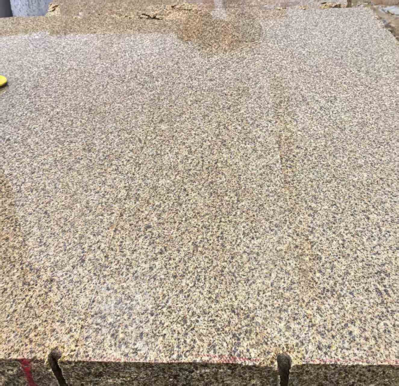 贵阳 黄金麻花岗岩石材方料