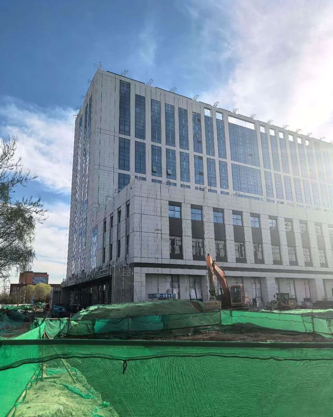 贵阳 白麻花岗岩石材外墙干挂