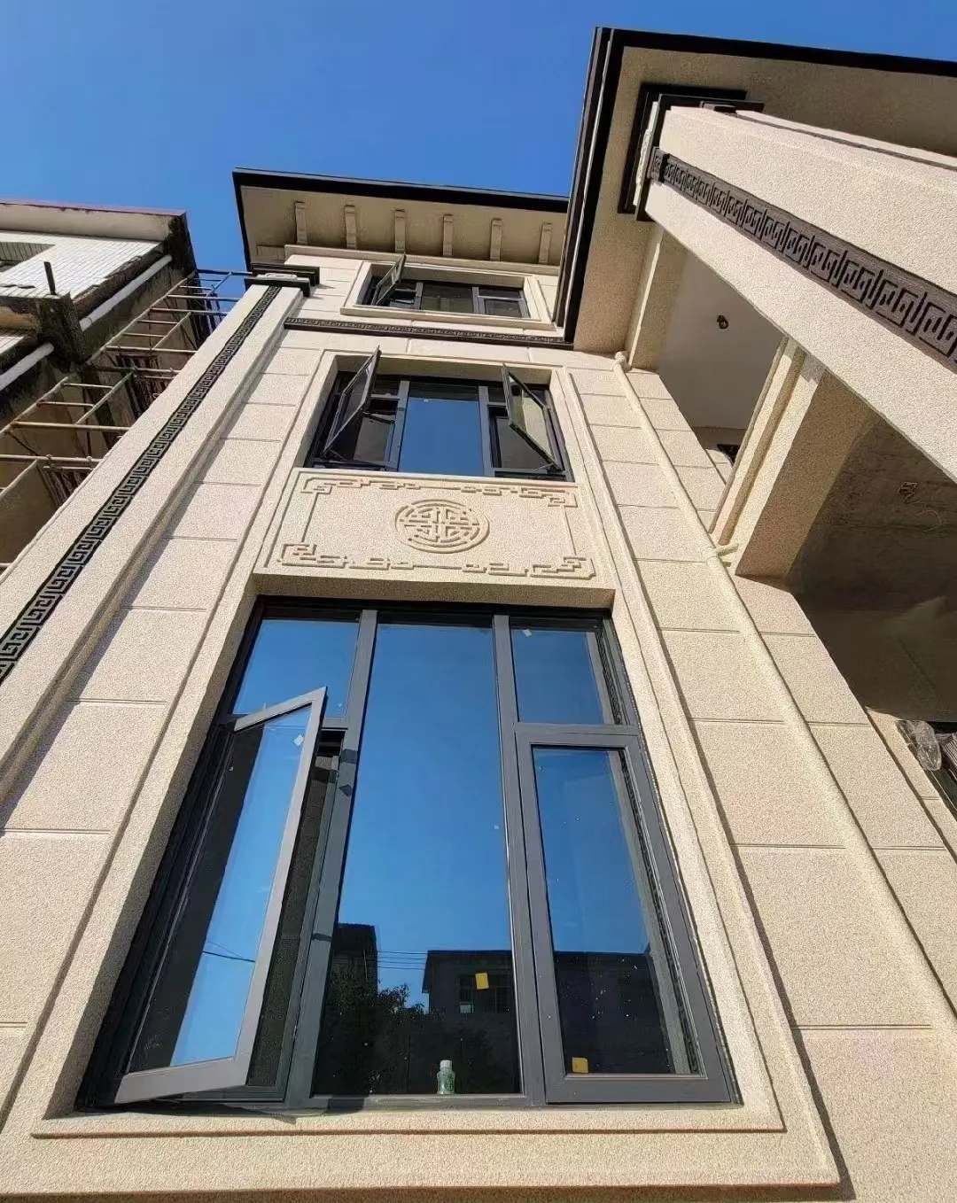 贵阳 黄金麻荔枝面别墅外墙干挂效果展示