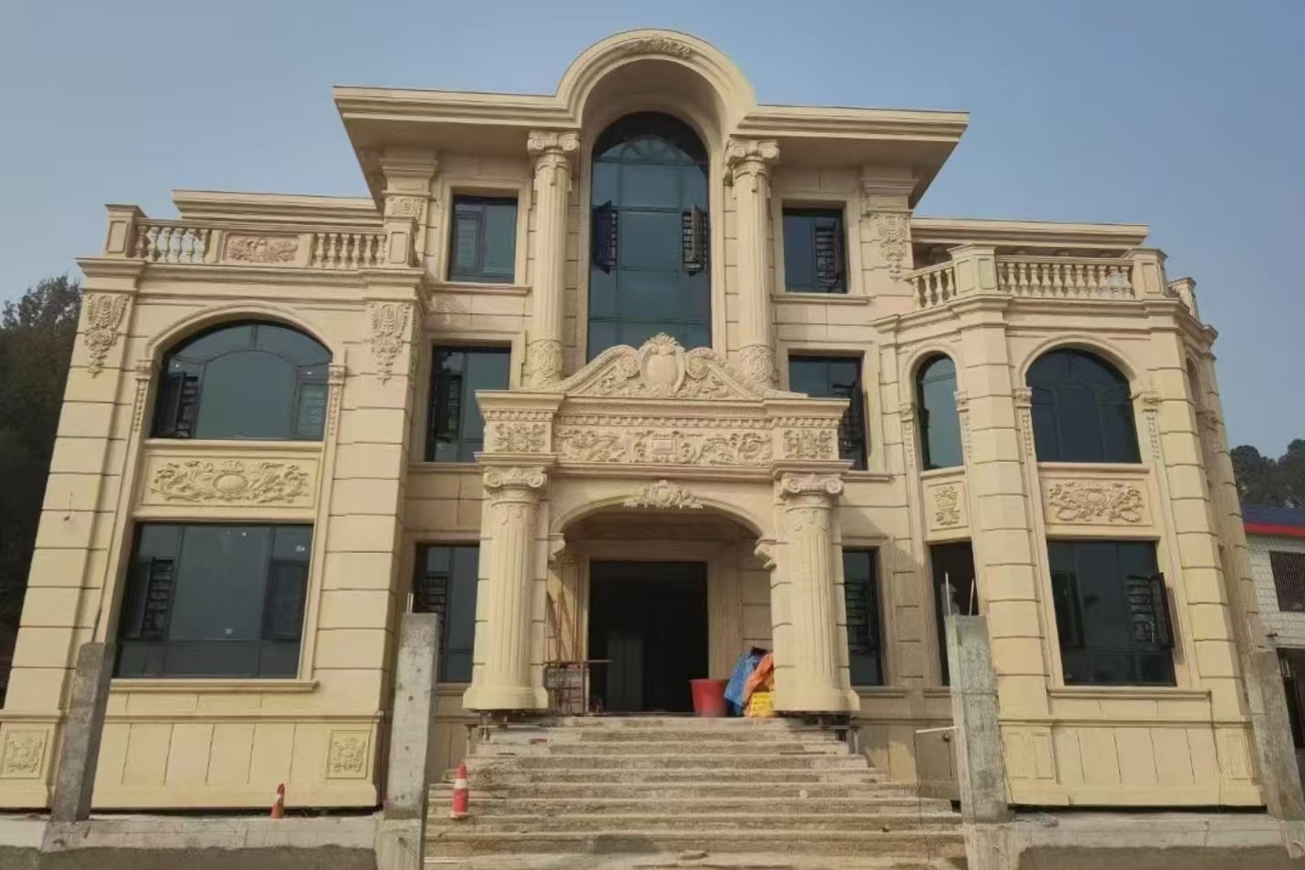 贵阳 黄金麻花岗岩别墅外墙干挂