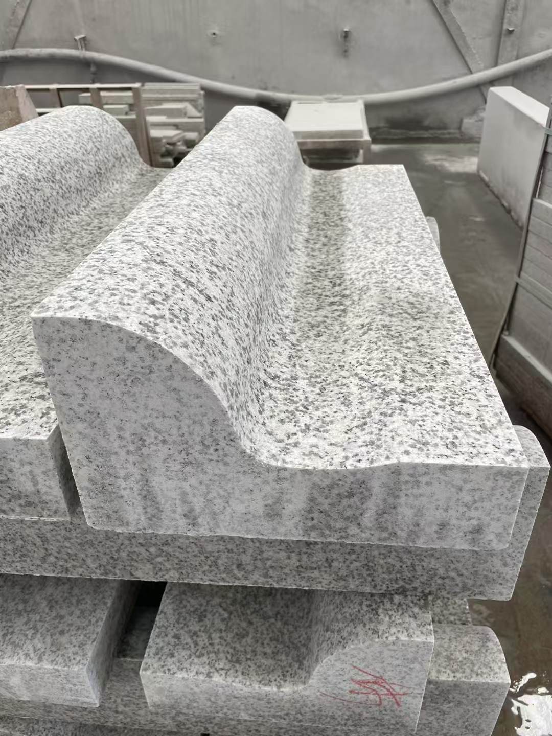 贵阳 白麻花岗岩S型路沿石，路侧石，马路牙子等